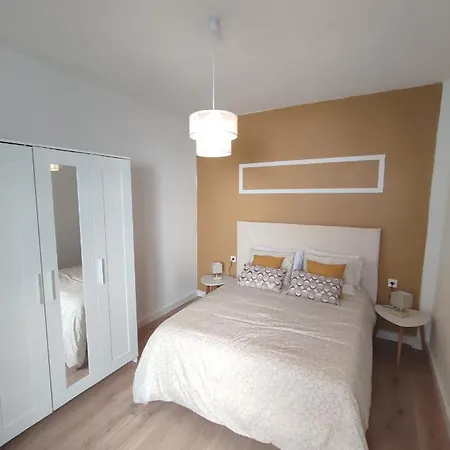 La Casona Vivienda Uso Turistico Recien Reformada En El Centro De Vilagarcia. Vilagarcia de Arousa Buitenkant foto