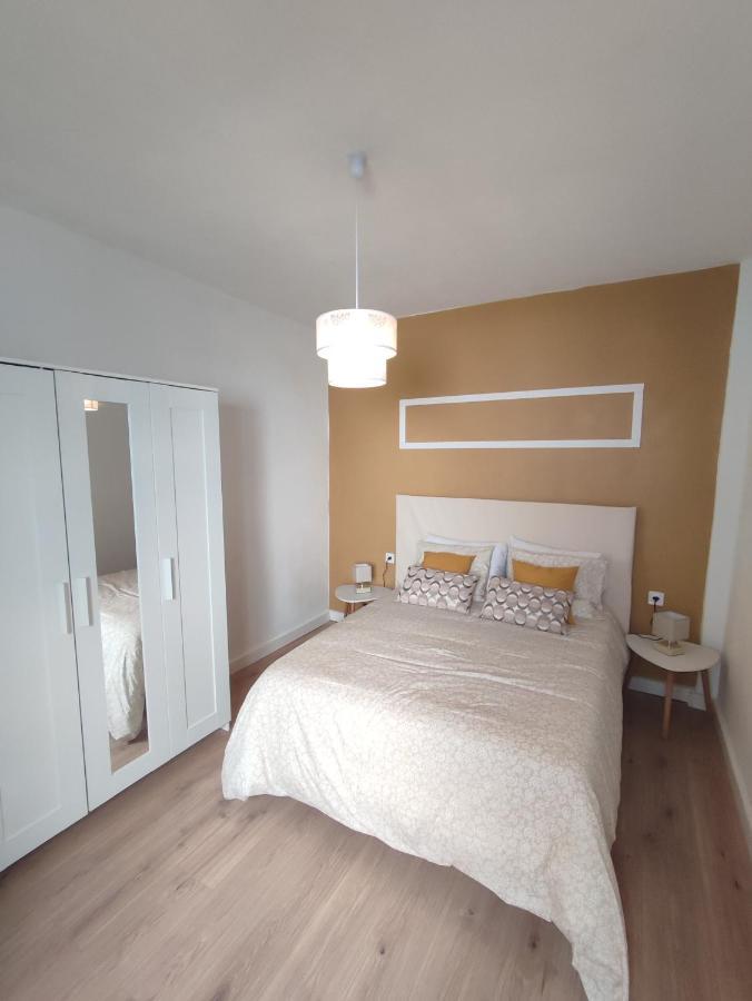 La Casona Vivienda Uso Turistico Recien Reformada En El Centro De Vilagarcia. Apartment Vilagarcia de Arousa
